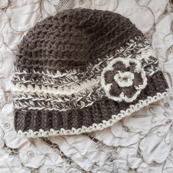 New 💯% Alpaca Hat. Extremely Soft - Picture 5 of 5